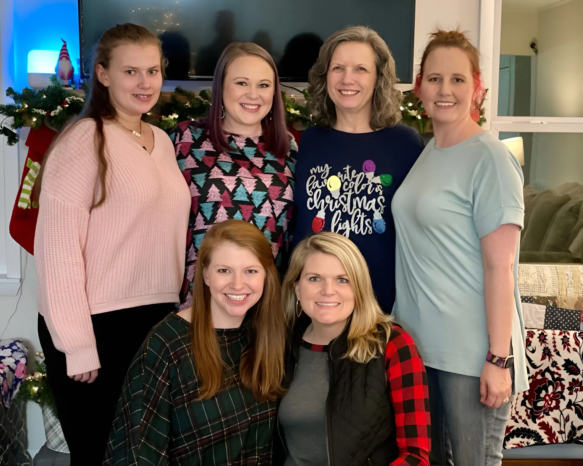The storefront of East Tallassee Pharmacy on Notasulga Rd.